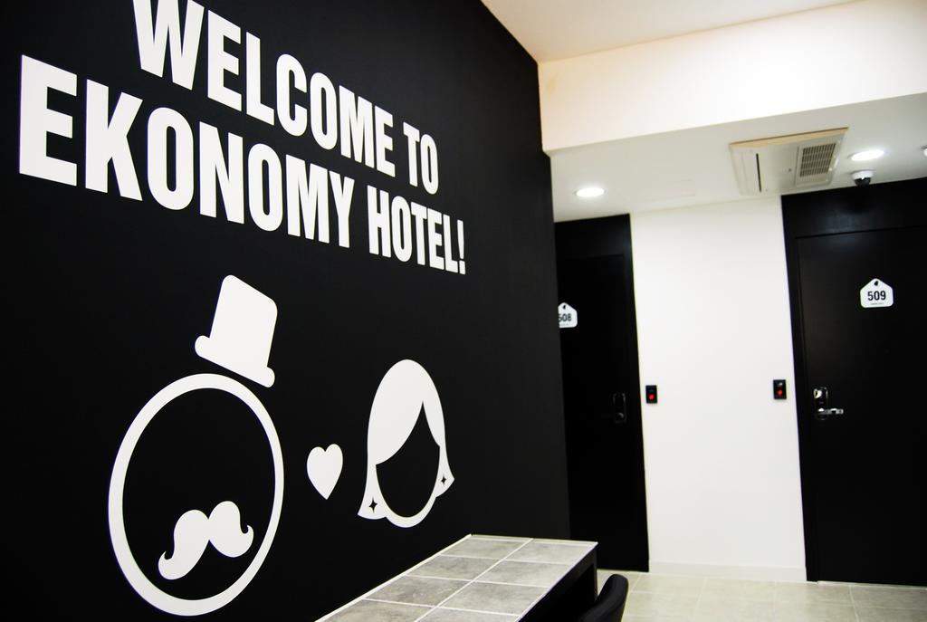 Ekonomy Hotel Nampo Пусан Екстериор снимка