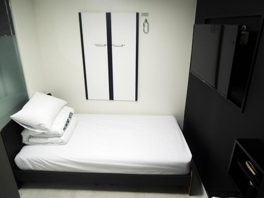 Ekonomy Hotel Nampo Пусан Екстериор снимка
