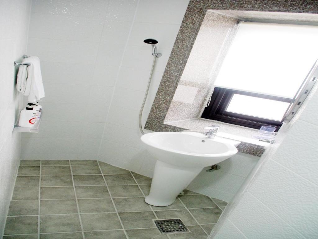 Ekonomy Hotel Nampo Пусан Екстериор снимка