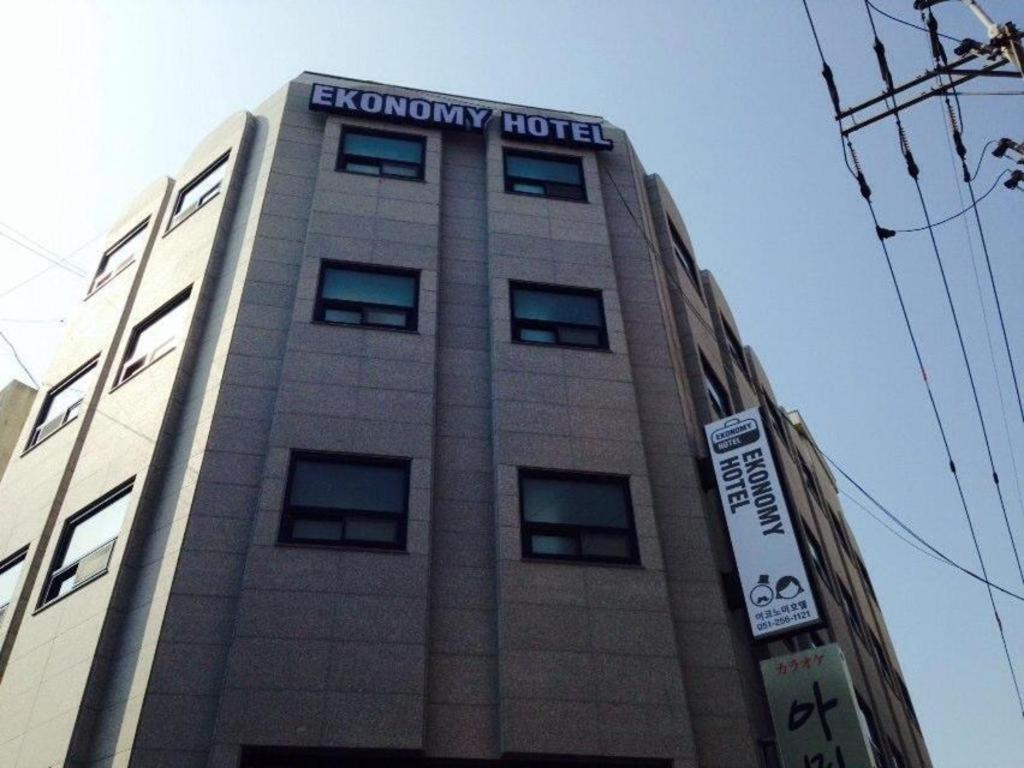 Ekonomy Hotel Nampo Пусан Екстериор снимка