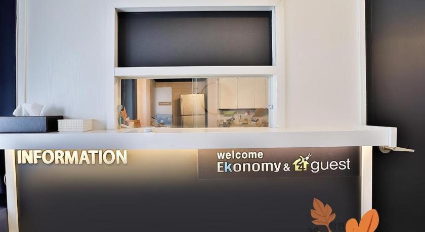 Ekonomy Hotel Nampo Пусан Екстериор снимка