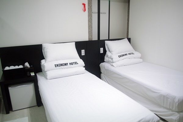 Ekonomy Hotel Nampo Пусан Екстериор снимка