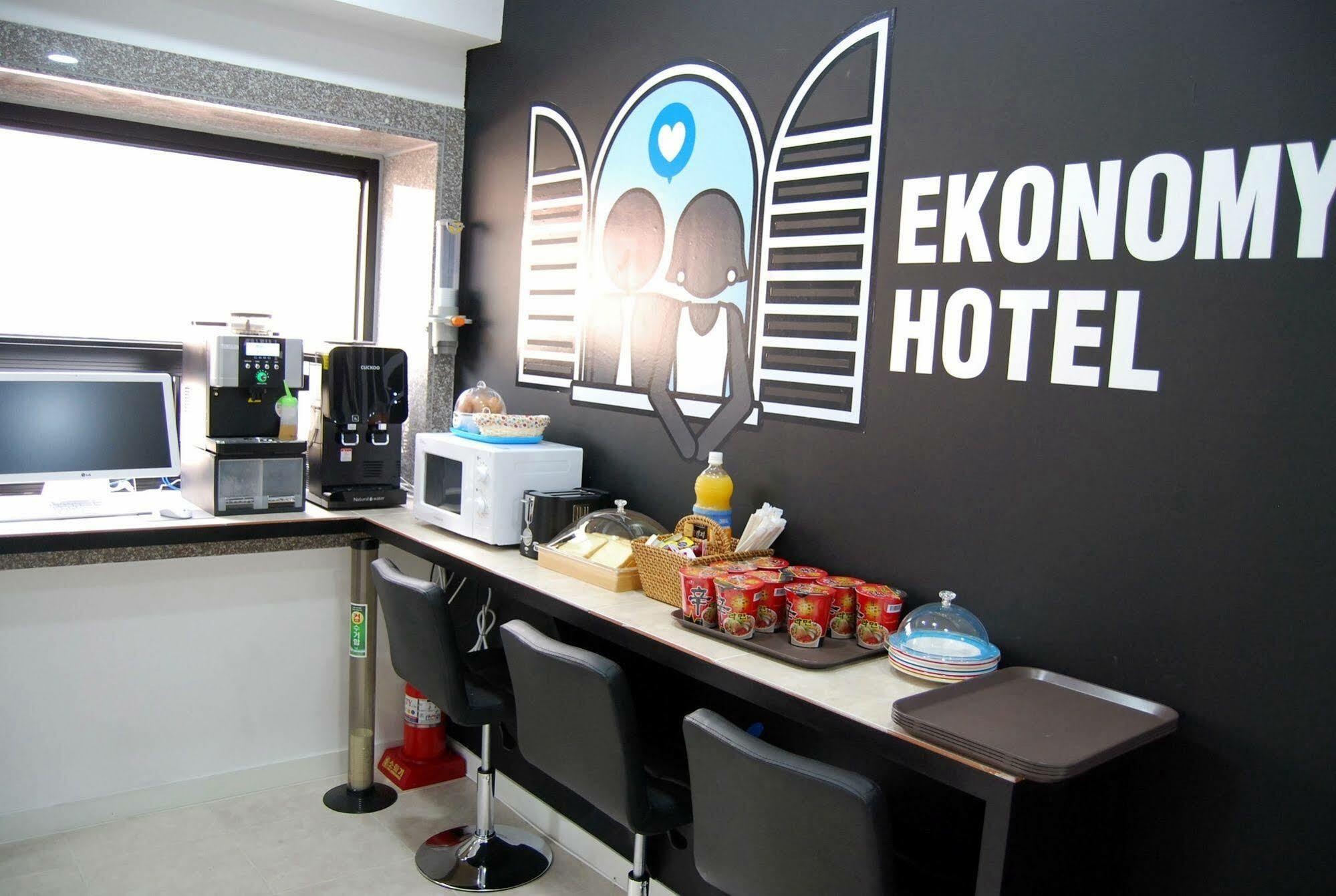 Ekonomy Hotel Nampo Пусан Екстериор снимка